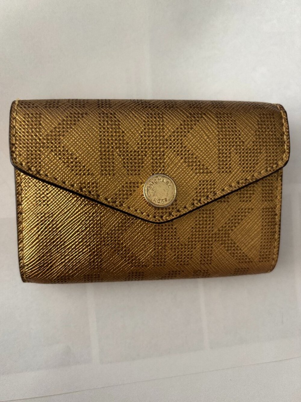 NWT Michael Kors Metallic Gold Saffiano Leather Envelope Trifold Wallet Cards